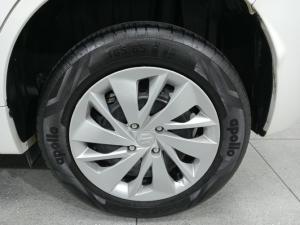 Suzuki Baleno 1.5 GL auto - Image 14