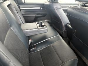 Toyota Hilux 2.8GD-6 48V double cab 4x4 Legend RS - Image 8