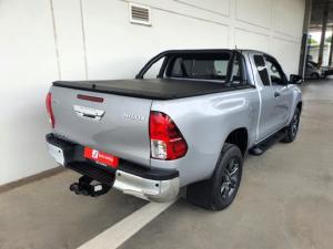 Toyota Hilux 2.4GD-6 Xtra cab Raider manual - Image 4