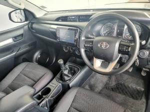 Toyota Hilux 2.4GD-6 Xtra cab Raider manual - Image 7