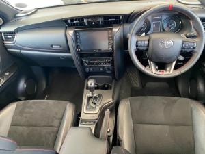 Toyota Fortuner 2.8GD-6 4x4 GR-Sport - Image 6