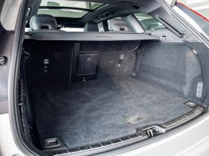 Volvo XC60 B5 AWD Plus Dark - Image 21