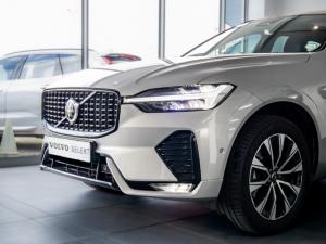 Volvo XC60 B5 AWD Plus Dark - Image 11