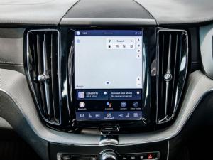 Volvo XC60 B5 AWD Plus Dark - Image 16