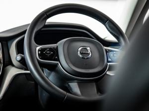 Volvo XC60 B5 AWD Plus Dark - Image 20