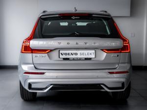 Volvo XC60 B5 AWD Plus Dark - Image 4