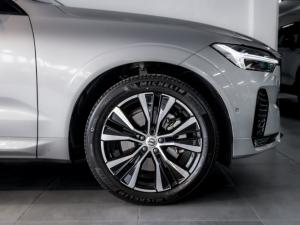 Volvo XC60 B5 AWD Plus Dark - Image 8