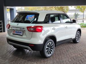 Suzuki Vitara Brezza 1.5 GLX auto - Image 11