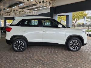 Suzuki Vitara Brezza 1.5 GLX auto - Image 12