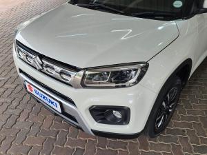 Suzuki Vitara Brezza 1.5 GLX auto - Image 5