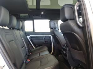 Land Rover Defender 110 D350 X-Dynamic HSE - Image 13
