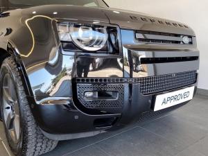 Land Rover Defender 110 D350 X-Dynamic HSE - Image 20