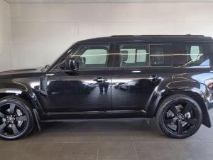 Land Rover Defender 110 D350 X-Dynamic HSE - Image 3