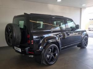 Land Rover Defender 110 D350 X-Dynamic HSE - Image 5