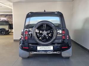 Land Rover Defender 110 D350 X-Dynamic HSE - Image 7