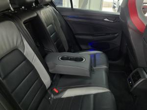Volkswagen Golf GTI - Image 12