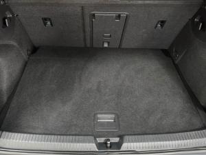 Volkswagen Golf GTI - Image 8