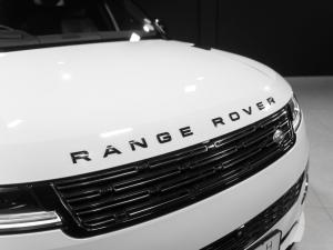 Land Rover Range Rover Sport D350 Dynamic HSE - Image 11