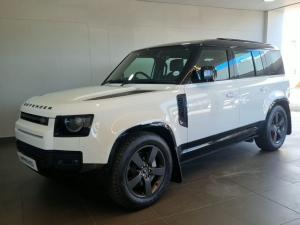 Land Rover Defender 110 D350 X-Dynamic HSE - Image 25
