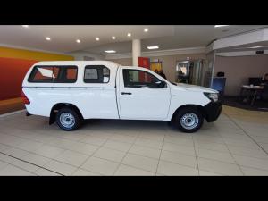Toyota Hilux 2.0 single cab S (aircon) - Image 3
