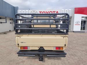 Toyota Land Cruiser 79 4.5D-4D V8 double cab LX - Image 5
