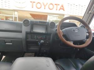 Toyota Land Cruiser 79 4.5D-4D V8 double cab LX - Image 6