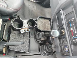 Toyota Land Cruiser 79 4.5D-4D V8 double cab LX - Image 12