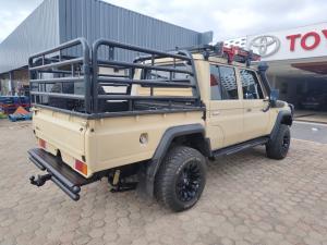 Toyota Land Cruiser 79 4.5D-4D V8 double cab LX - Image 2