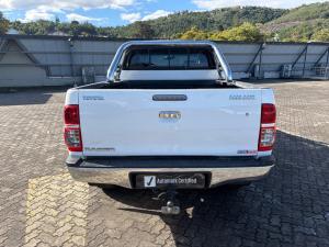 Toyota Hilux 3.0D-4D double cab Raider Dakar edition - Image 5