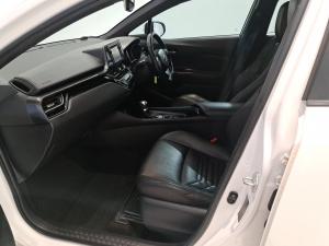 Toyota C-HR 1.2T Plus auto - Image 7