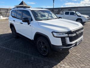Toyota Land Cruiser 300 3.3D GR-Sport - Image 1