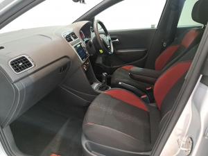 Volkswagen Polo Vivo hatch 1.0TSI GT - Image 7