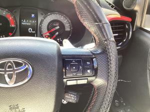 Toyota Hilux 2.8GD-6 double cab 4x4 GR-Sport - Image 10