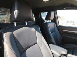 Toyota Hilux 2.8GD-6 Xtra cab Legend auto - Image 17