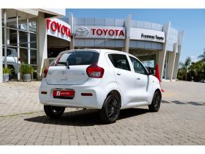 Toyota Vitz 1.0 XR manual - Image 2