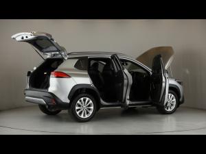 Toyota Corolla Cross 1.8 XS - Image 31