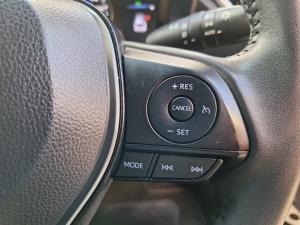 Toyota Corolla Cross 1.8 Hybrid XS - Image 10