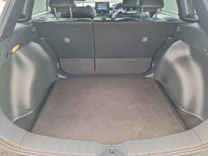 Toyota Corolla Cross 1.8 Hybrid XS - Image 18