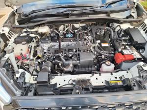 Toyota Corolla Cross 1.8 Hybrid XS - Image 19