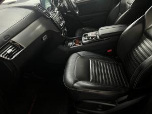 Mercedes-Benz GLE GLE350d coupe - Image 7