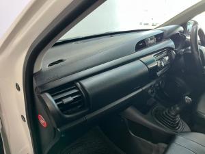 Toyota Hilux 2.4GD single cab S (aircon) - Image 7