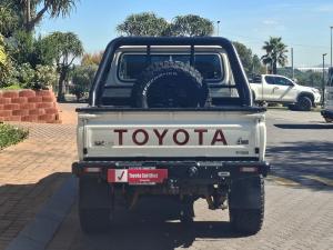 Toyota Land Cruiser 79 4.5D-4D V8 double cab LX - Image 5