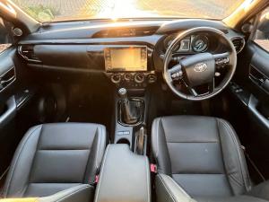 Toyota Hilux 2.8GD-6 Xtra cab 4x4 Legend manual - Image 6