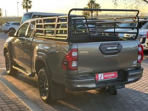 Toyota Hilux 2.8GD-6 Xtra cab 4x4 Legend manual - Image 10