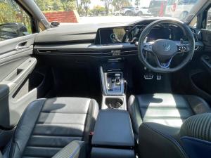 Volkswagen Golf R - Image 6