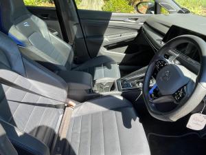 Volkswagen Golf R - Image 7