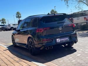 Volkswagen Golf R - Image 13