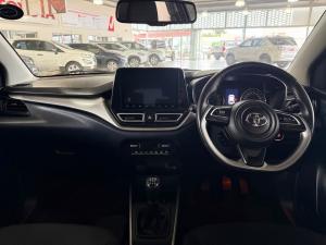 Toyota Starlet 1.5 XR manual - Image 6