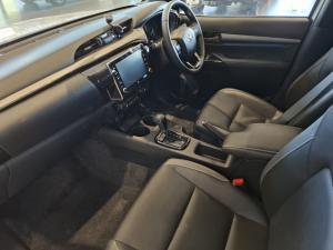 Toyota Hilux 2.8 GD-6 RB Legend RS automaticD/C - Image 7