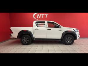 Toyota Hilux 2.4 GD-6 Raider X 4X4 automaticD/C - Image 3
